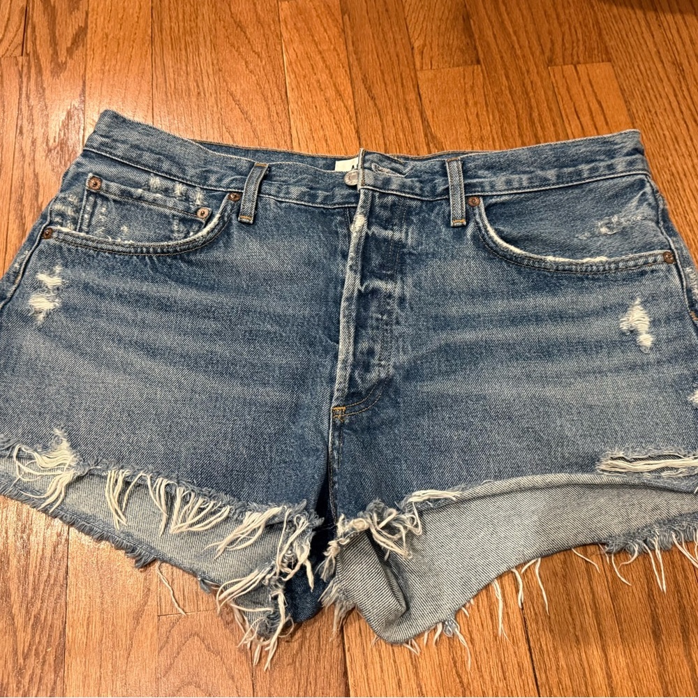 NWOT Agolde Parker Distressed Frayed Hem Denim Shorts - Blue